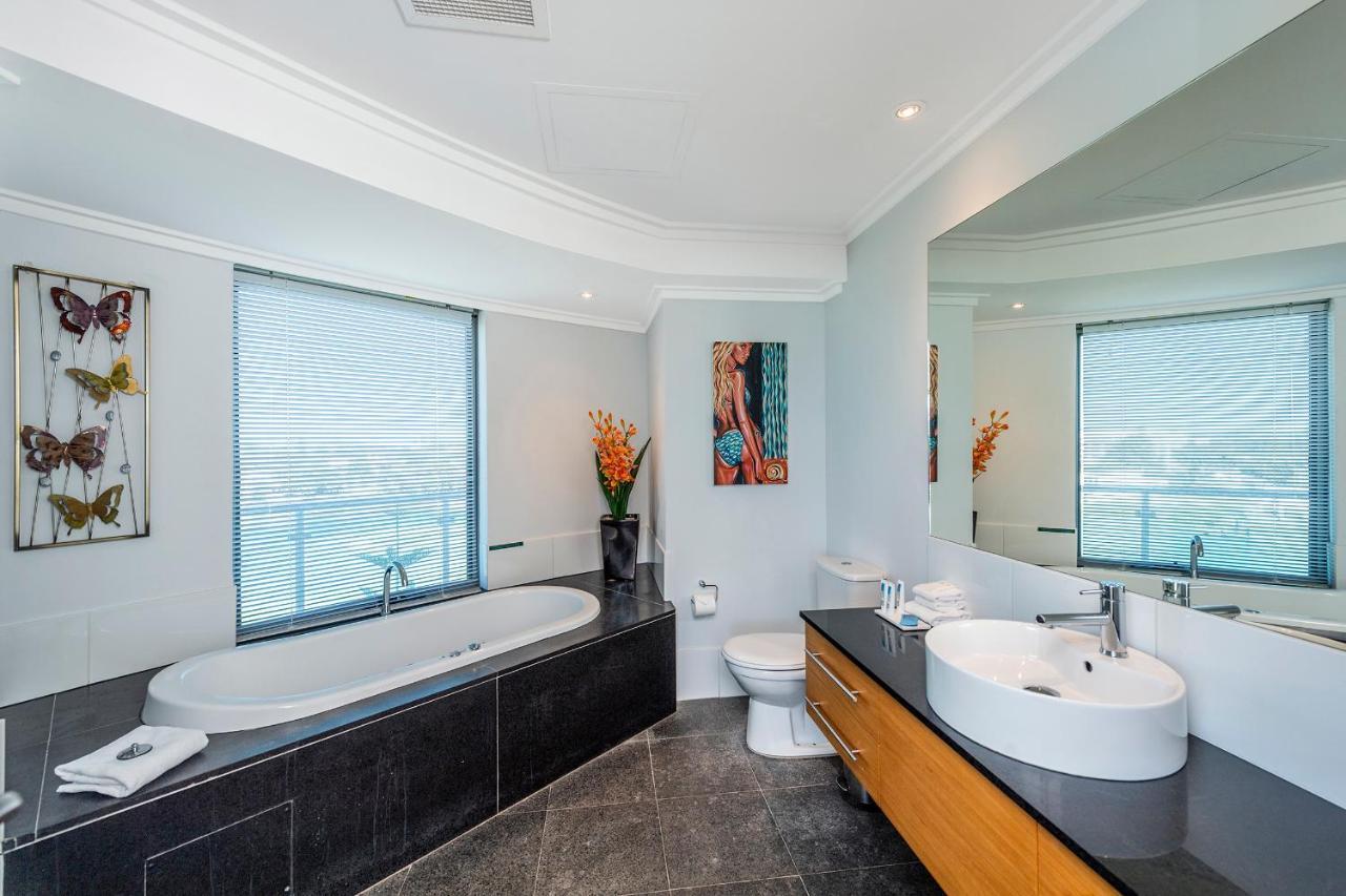 A 406 Fantastic Ocean Beach And Marina View Apt - Mandurah Dış mekan fotoğraf